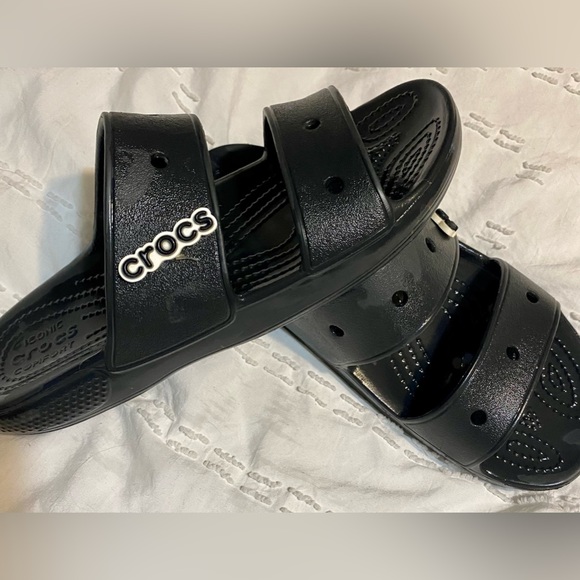 CROCS Shoes - Croc sandals - Womens 9 Mens 7